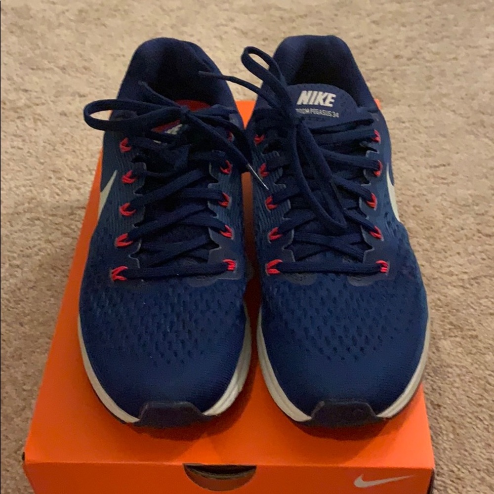 Nike Pegasus 34 size 11